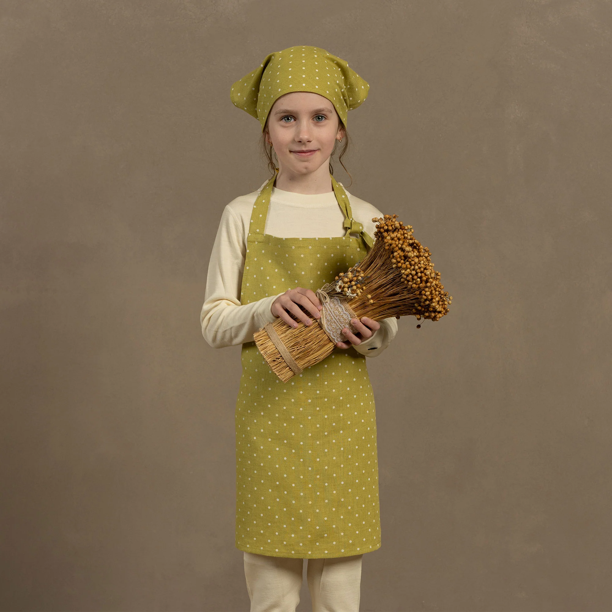 Kids' Linen Apron - Image 2