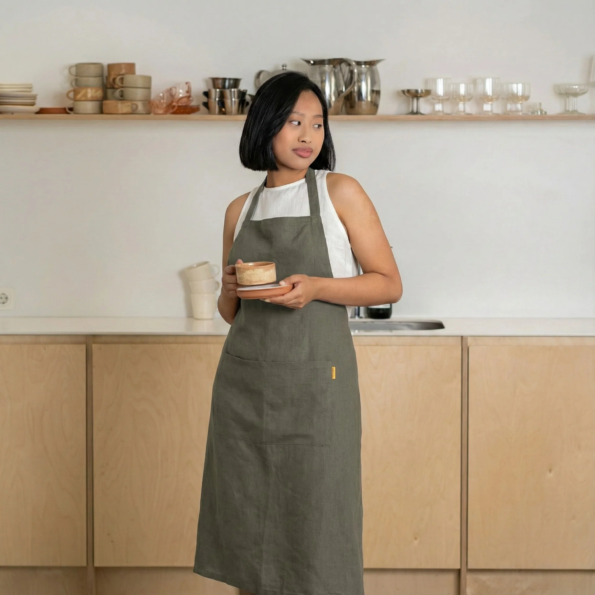 Bib Apron - Image 10