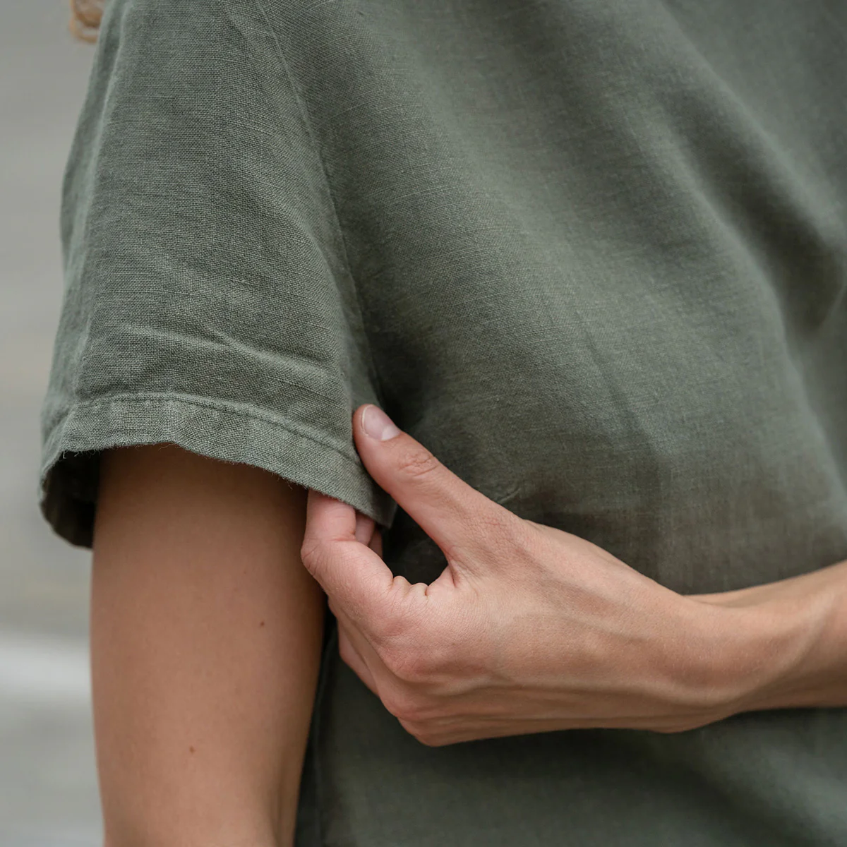 Linen T-Shirt Top Emma Stone Green - Image 5