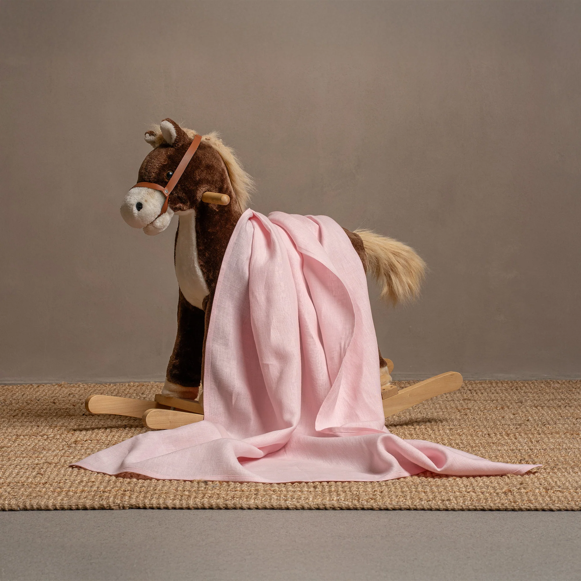 Linen Throw Blanket for Toddler - Image 6