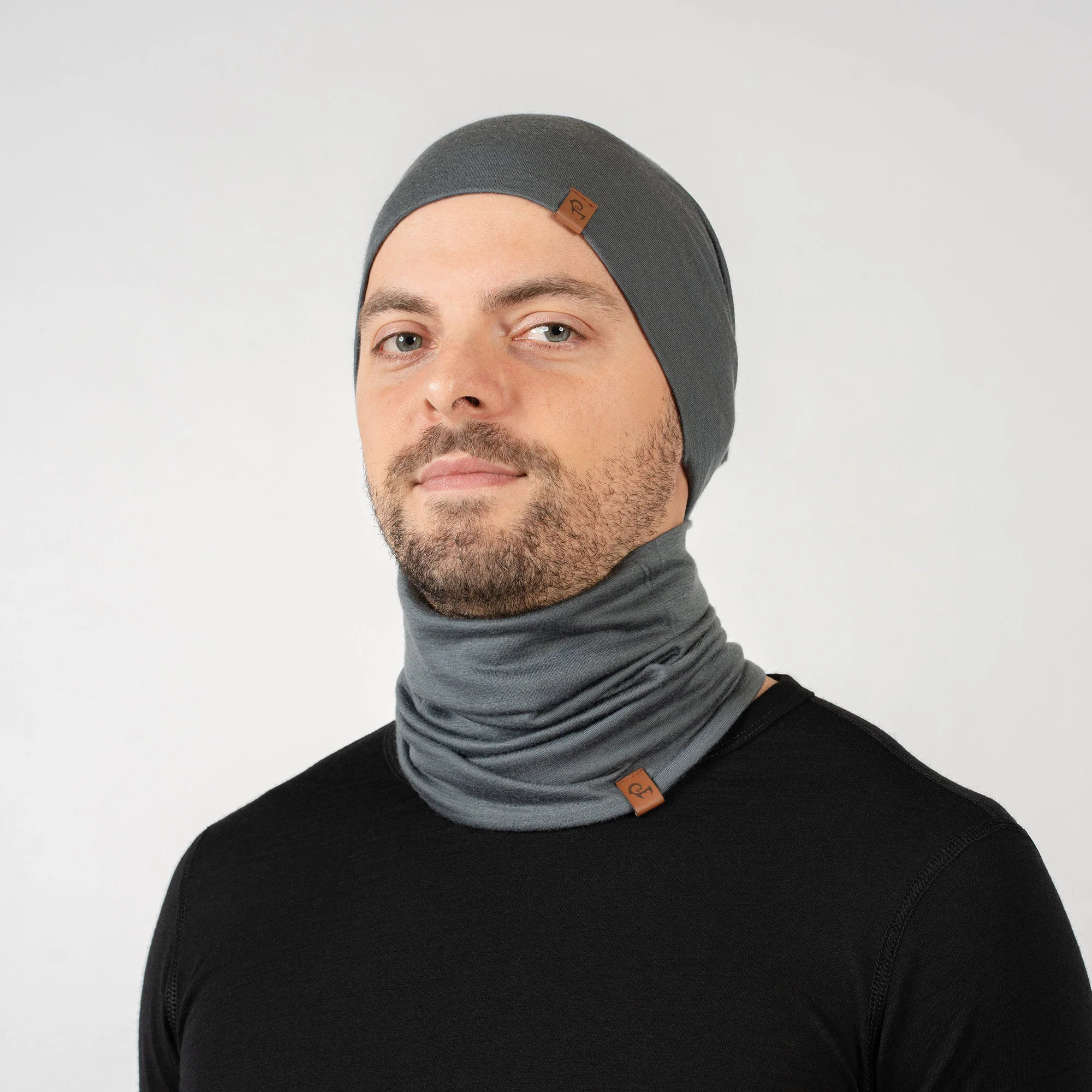 Men's Merino Beanie & Gaiter 2-Piece Perfect Grey - Image 3