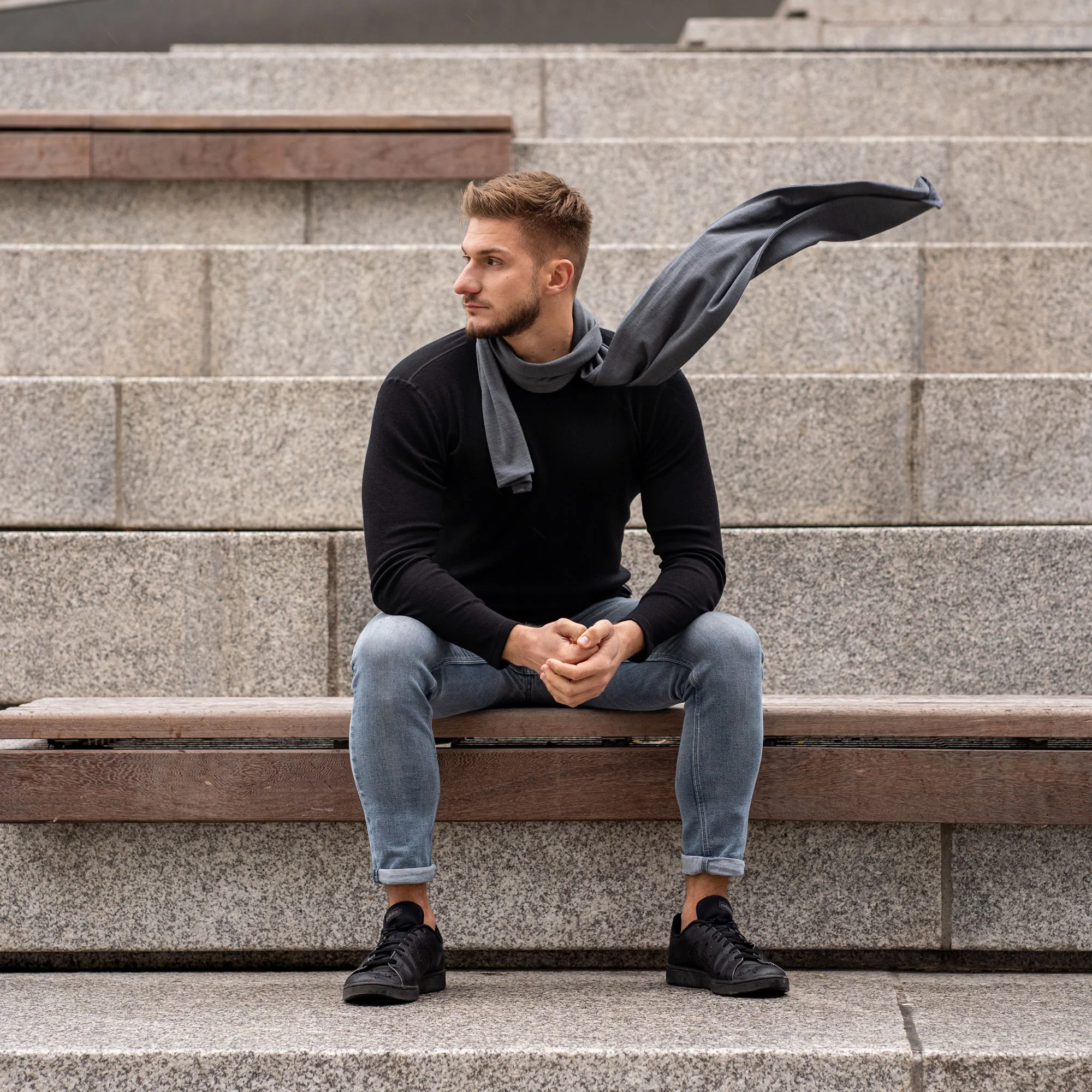 Men's Merino Scarf Perfect Grey - Image 3