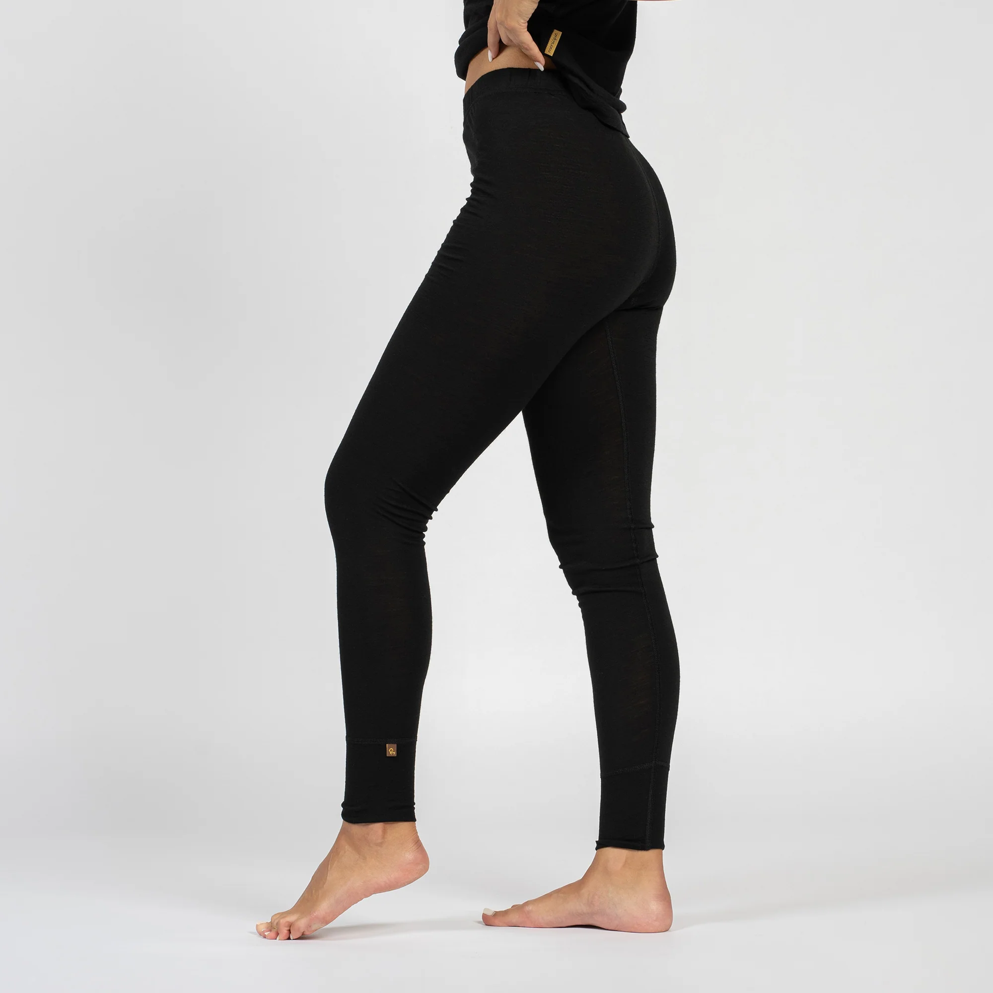 Women's 160 2-Piece Thermal Set Black - Image 3