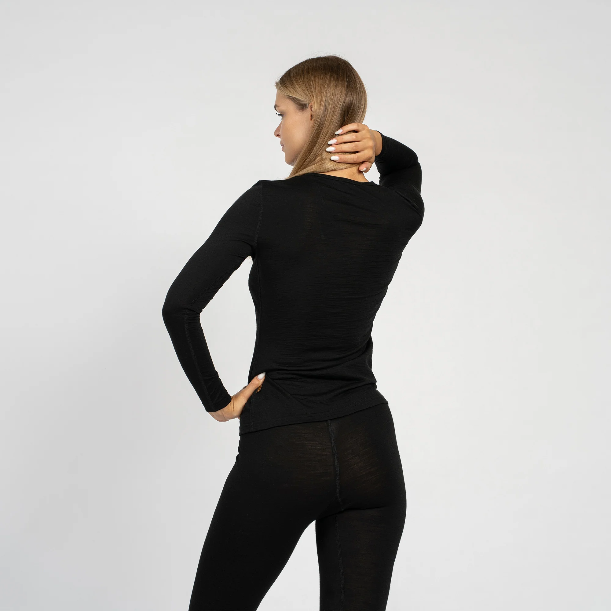 Women's 160 2-Piece Thermal Set Black - Image 8