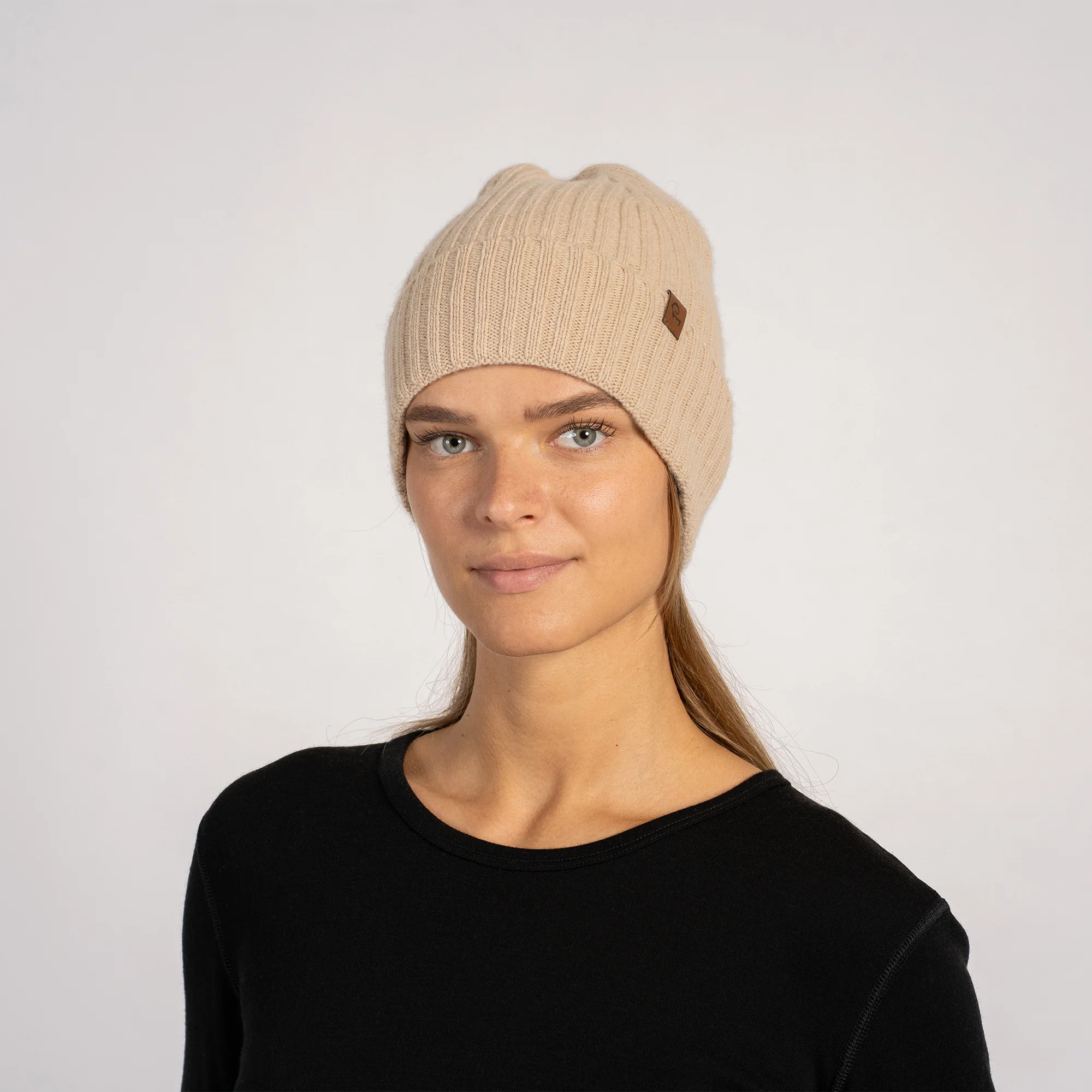 Women's Cashmere Knit Ribbed Beanie - Image 7