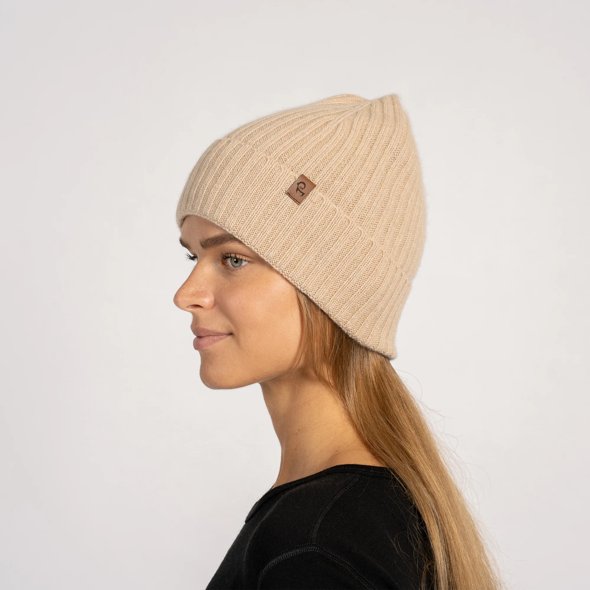 Women's Cashmere Knit Ribbed Beanie - Image 8