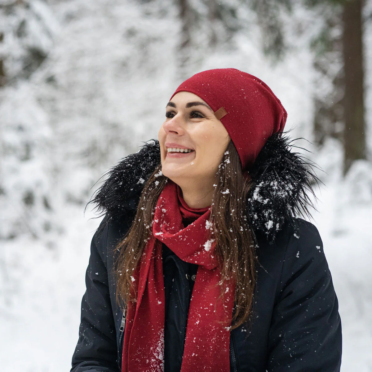 Women's Merino Beanie Royal Cherry - Image 5