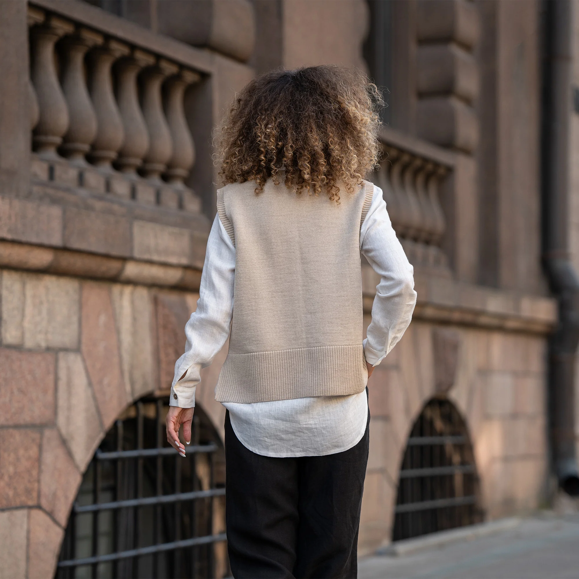 Women's Merino Wool Vest Isla - Image 10