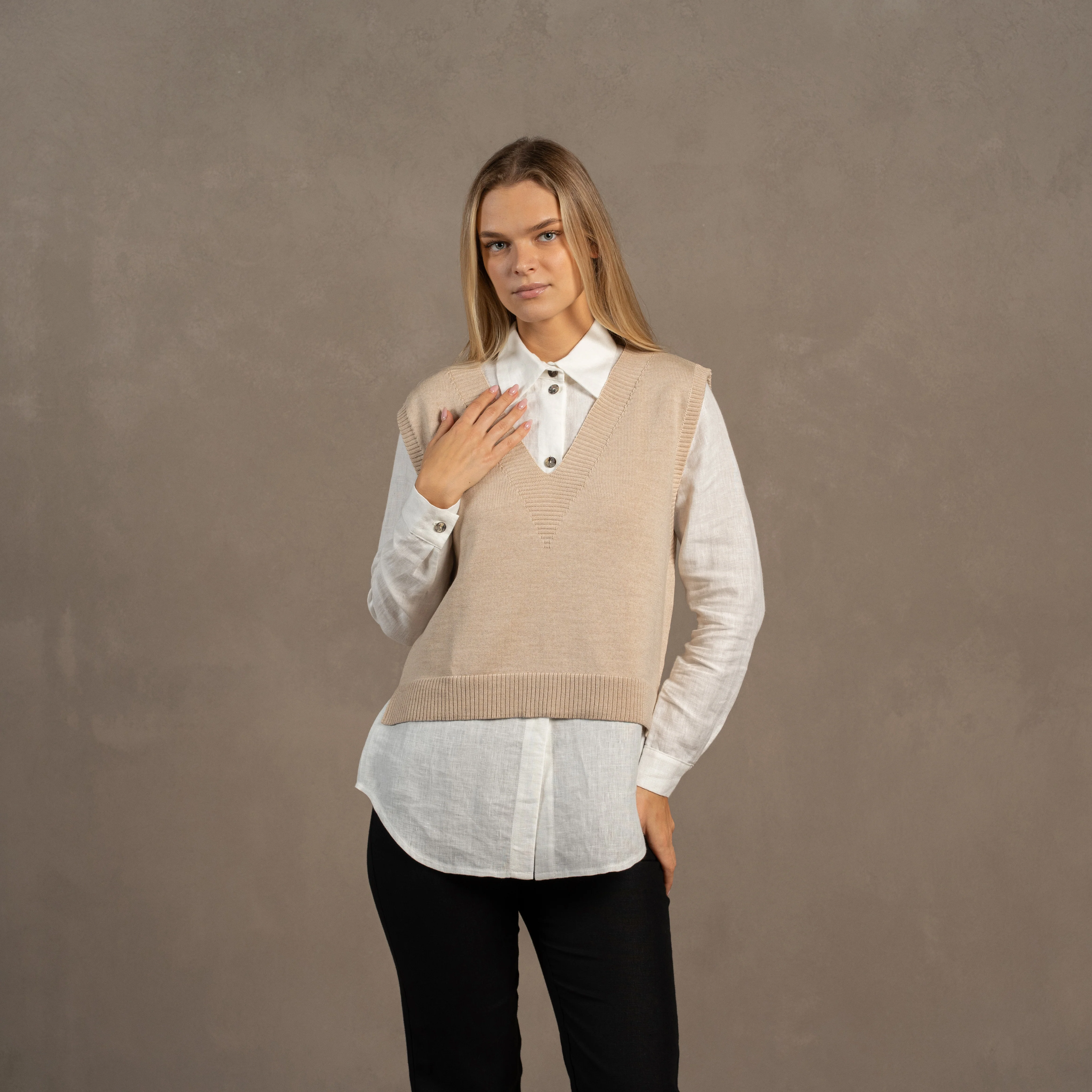 Merino Wool Knit Vest for Women Isla - Image 5