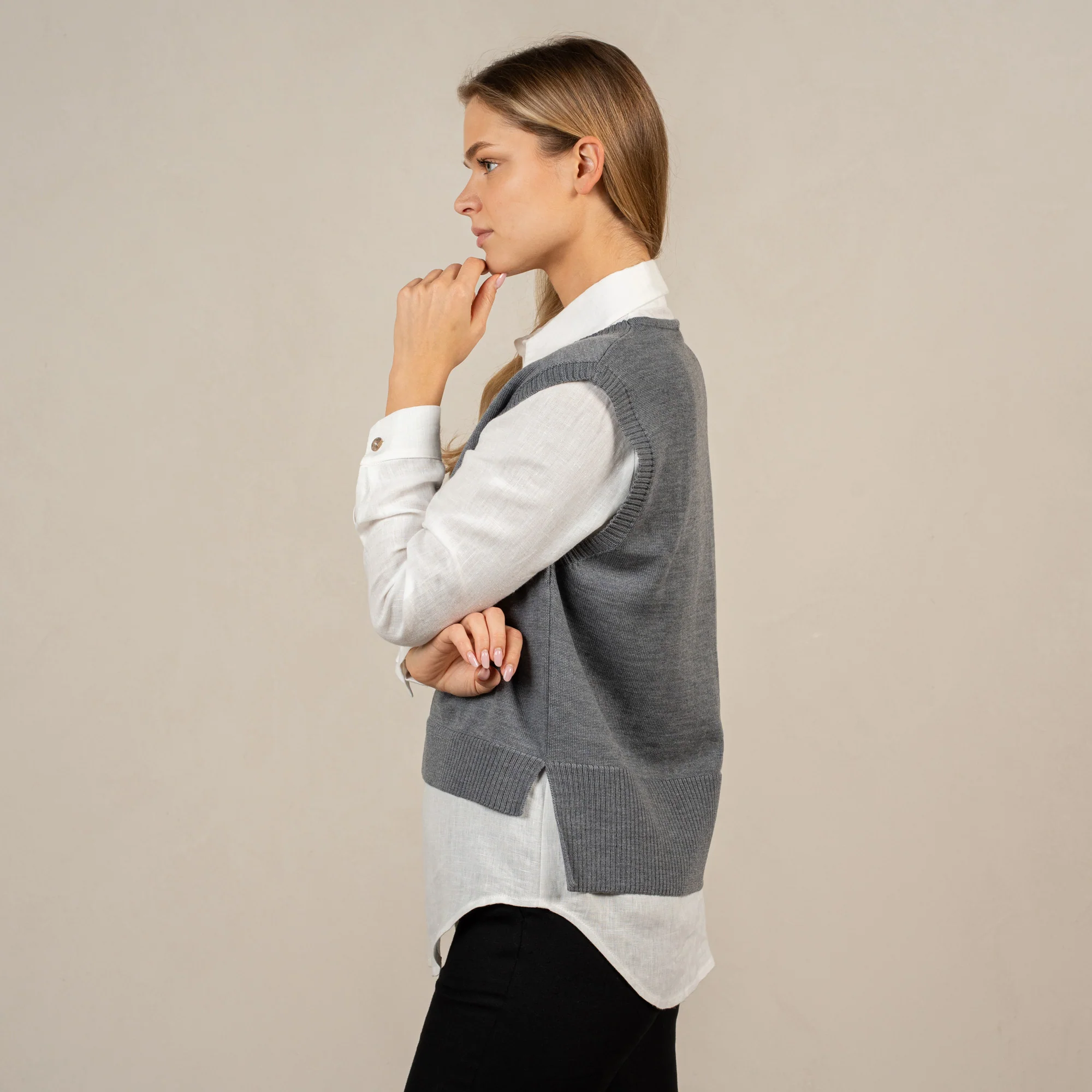 Women's Merino Wool Vest Isla - Image 3