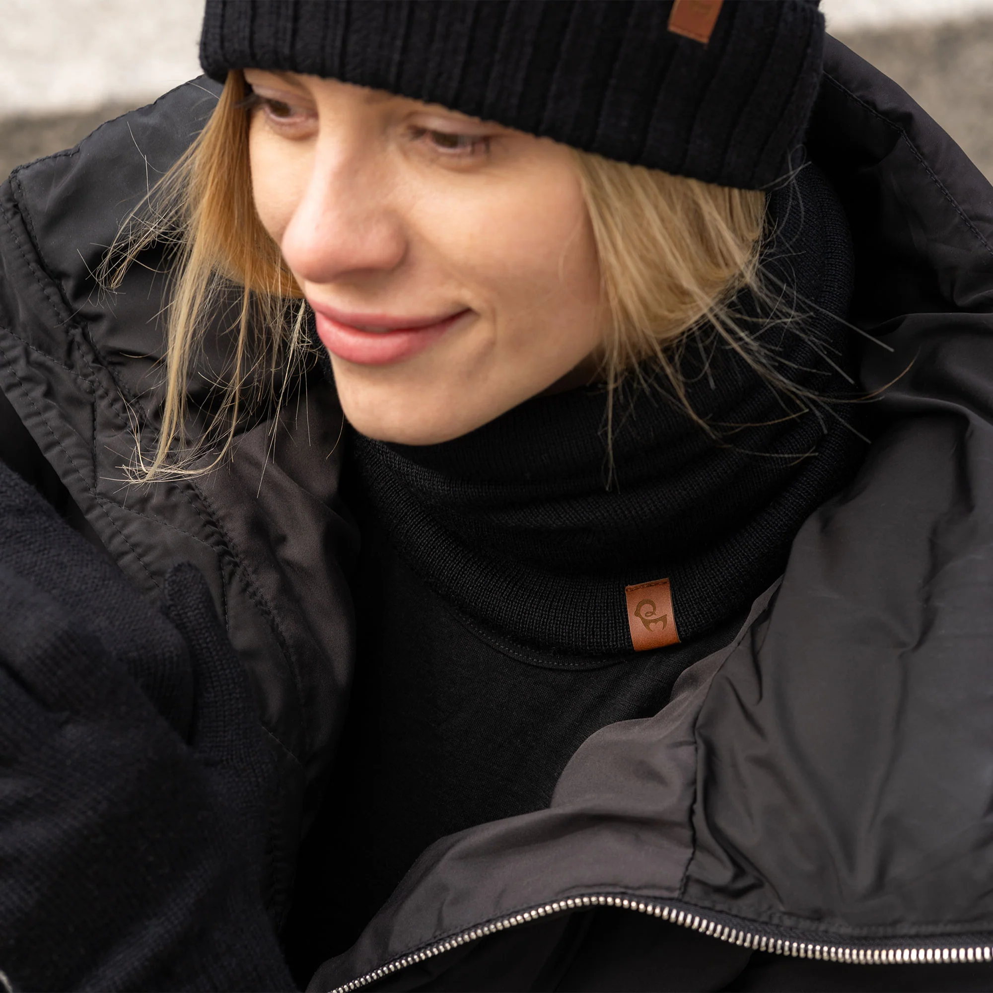 Women's Knit Neck Gaiter Merino - Image 5